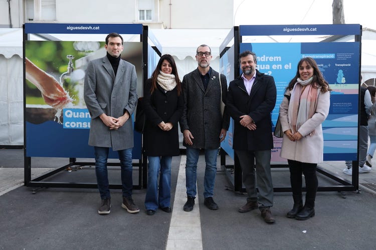 Assistència de l'alcalde a la exposició Operació Aigua